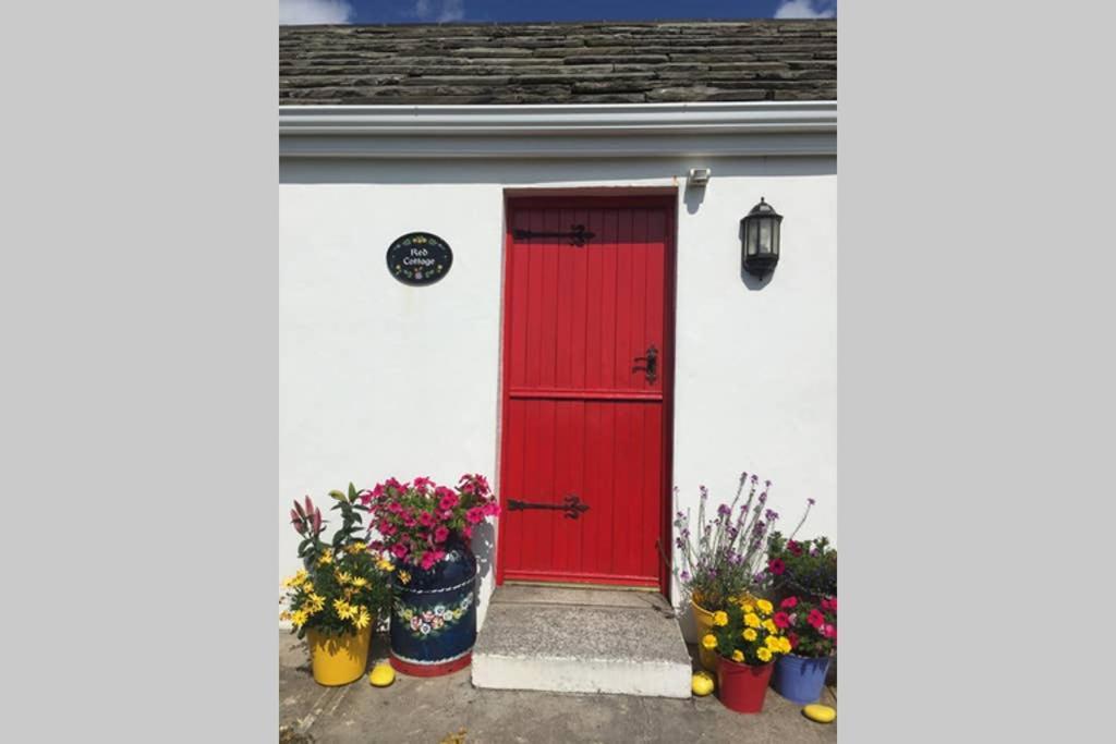 Red Stonecutters Cottage, Doolin Carrowauff エクステリア 写真