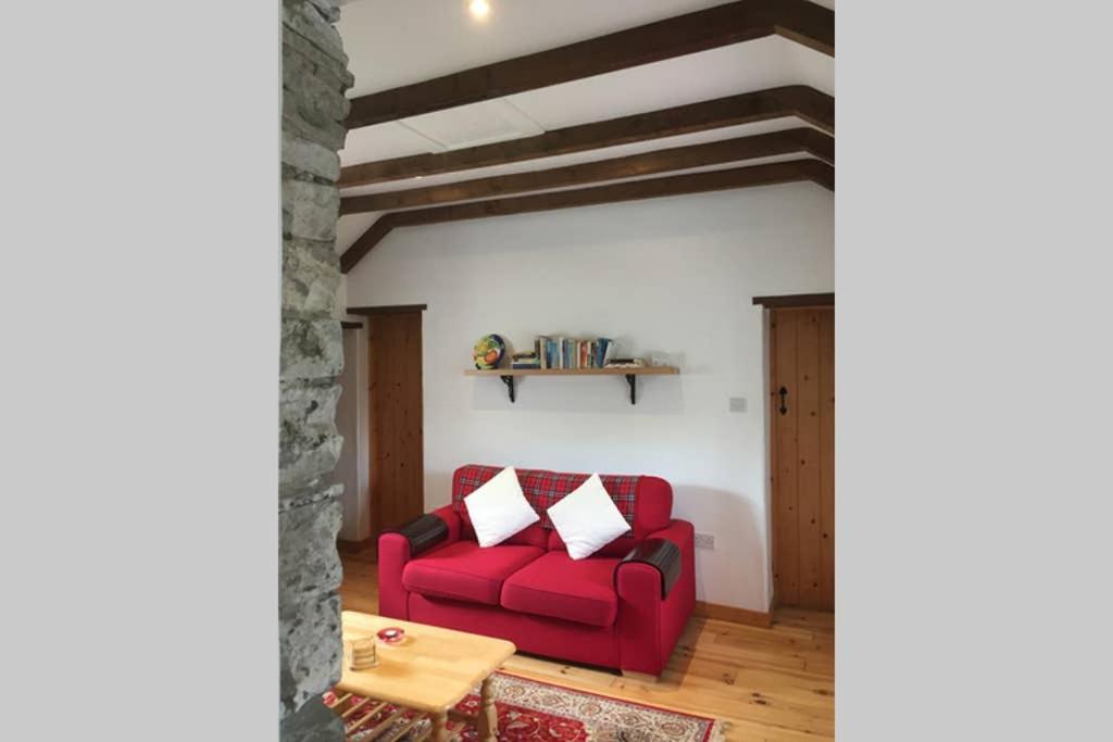 Red Stonecutters Cottage, Doolin Carrowauff エクステリア 写真